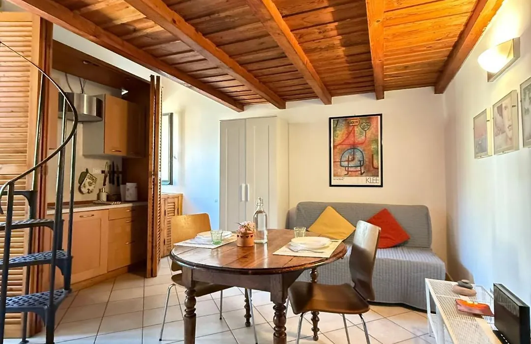 Rione VI Loft-1